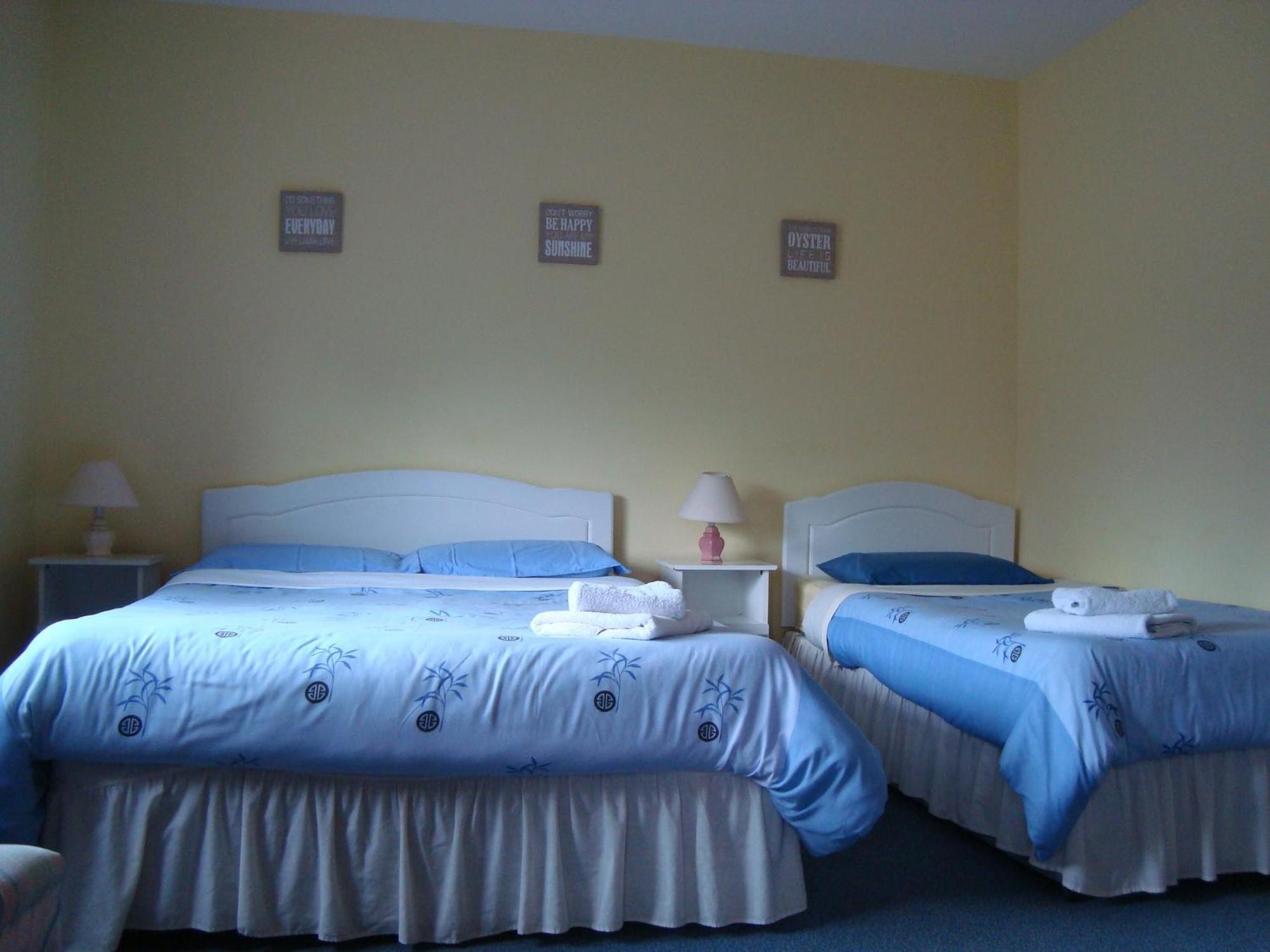 Hy Breasal B&B Achill Sound Extérieur photo