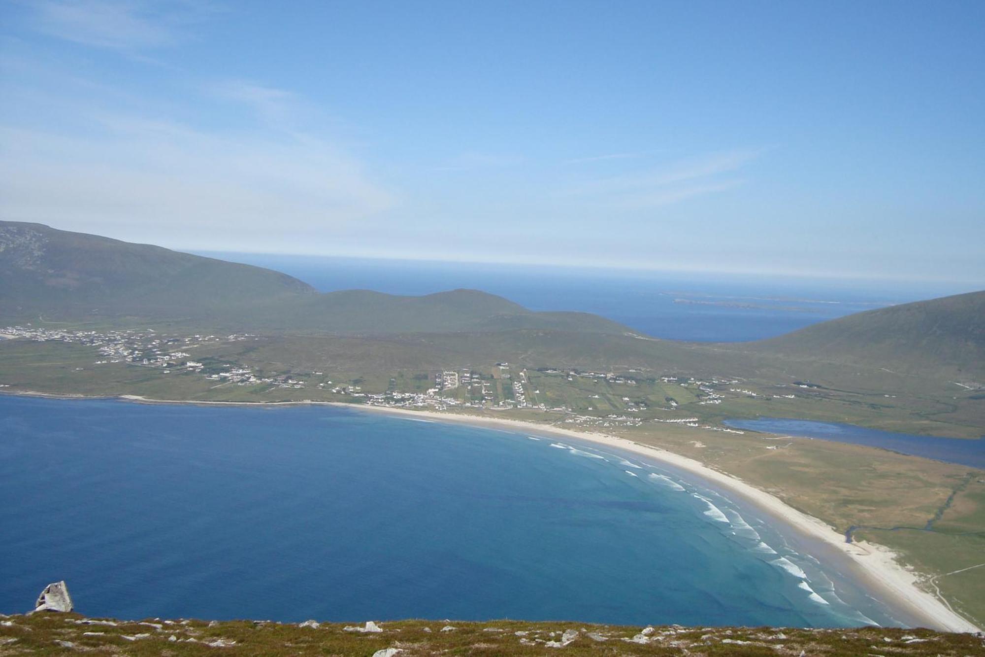 Hy Breasal B&B Achill Sound Extérieur photo
