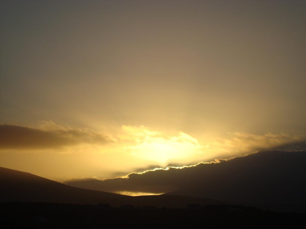 Hy Breasal B&B Achill Sound Extérieur photo